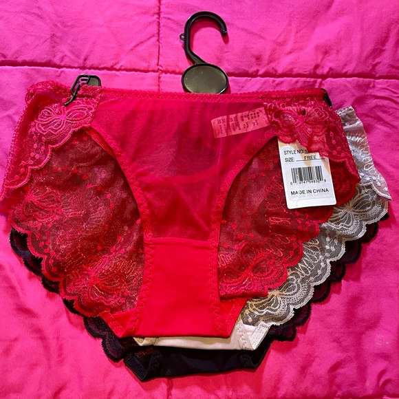 MIDNIGHT COCO SET OF 3 LACE PANTIES SIZE S-M - Picture 1 of 7